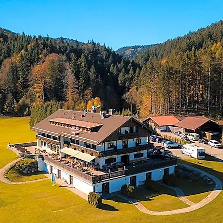 Hotel Sonnenbichl 2*